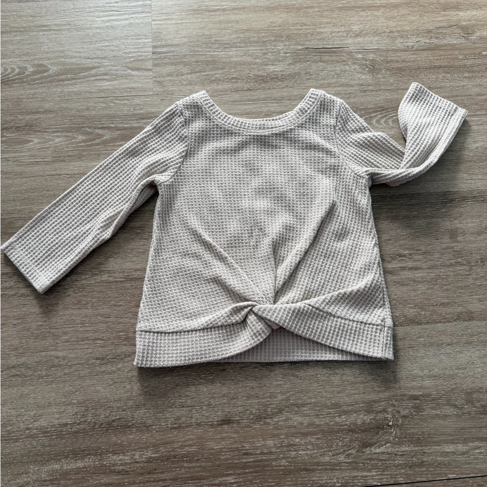 Cat & Jack Kids' Waffle Knit Long Sleeve Top - Light Gray